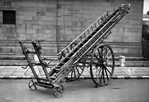 NFS-London Region 50ft wheeled escape ladder, WW2