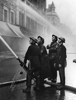 Blitz on London -- Oxford Street, WW2 Blitz on London -- Oxford Street, WW2