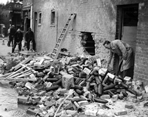 Blitz in London -- ladders and rubble, WW2