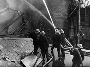 Blitz in London -- firefighters at work in Bermondsey, WW2