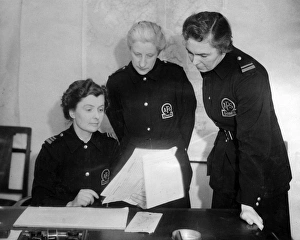 Three women staff officers, London HQ, WW2 Three women staff officers, London HQ, WW2