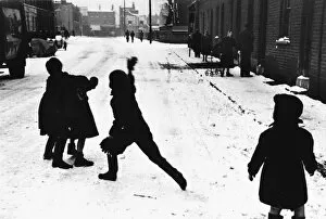 East End children in the snow